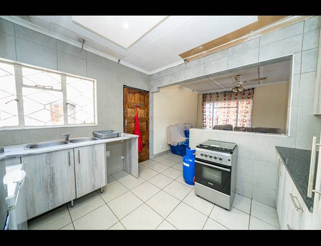 3 BEDROOM FREESTANDING FOR SALE IN MINNEBRON